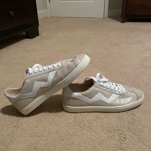 Stuart Weitzman Daryl Sneaker